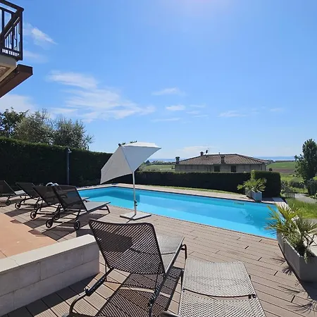 Celebrity - Regarda Travel * Lazise