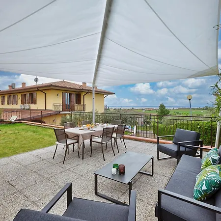 Celebrity - Regarda Travel * Lazise