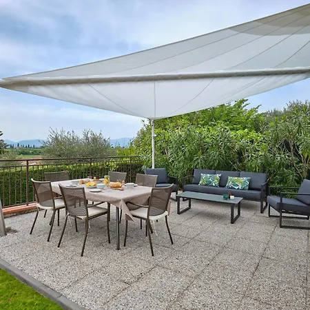 Villa Celebrity - Regarda Travel Lazise