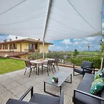 Celebrity - Regarda Travel * Lazise