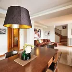 Villa Celebrity - Regarda Travel *
